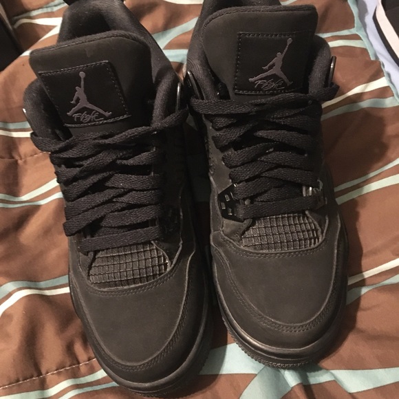 Air Jordan 4 Retro - Picture 3 of 12